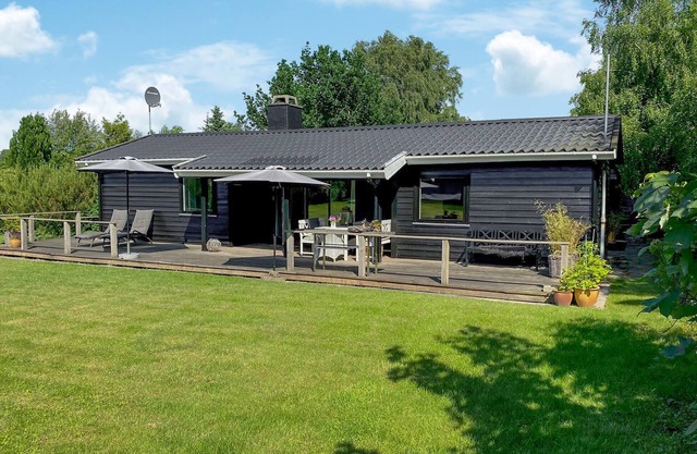3 bedroom amazing home in Dronningmølle