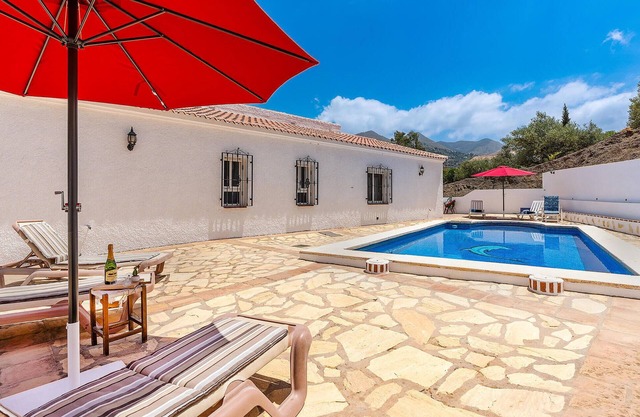 3 bedroom amazing home in árchez