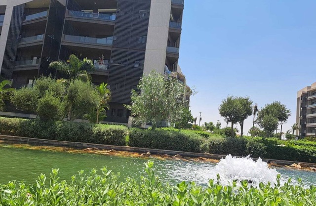 3-bedroom apartment in cool Cairo with WiFi, AC