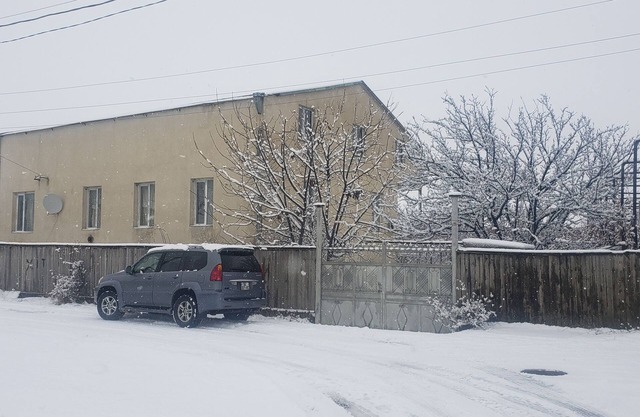3-bedroom apartment in fabulous Gori with AC, WiFi