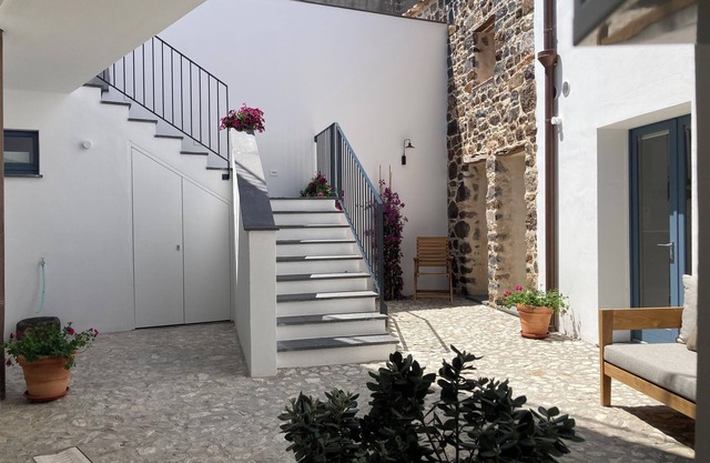 3 bedroom apartment in orosei