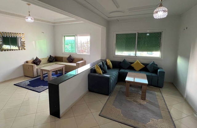 3-bedroom apartment in lovely Fès with AC
