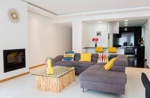 3 BEDROOM APARTMENT IN THE CENTER OLHAO