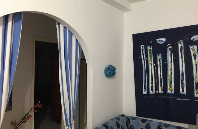 3-bedroom apartment on the seafront, quiet location between Hammamet and Nabeul