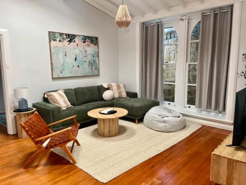 3 Bedroom Beach House in Coogee