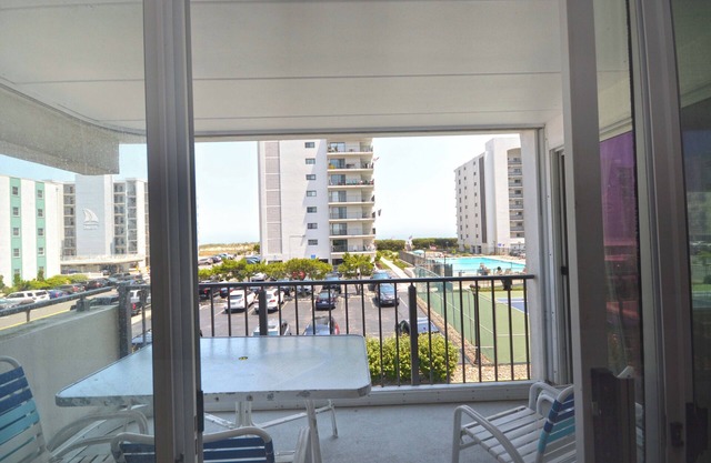 3 Bedroom condo located on desirable north end with outdoor pool and view of the beach