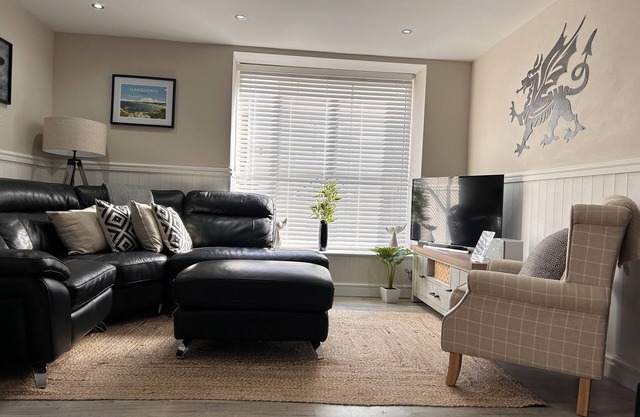 3 Bedroom Cottage in the Heart of Conwy Parking Sleeps 4