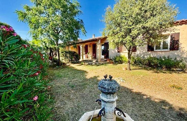 3 bedroom nice home in Sanilhac-Sagries