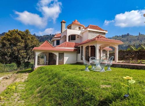 3 Bedroom Private Villa-The Earthside by Futurve