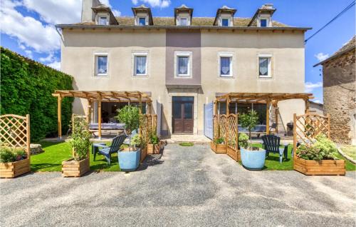 3 Bedroom Stunning Home In Baraqueville