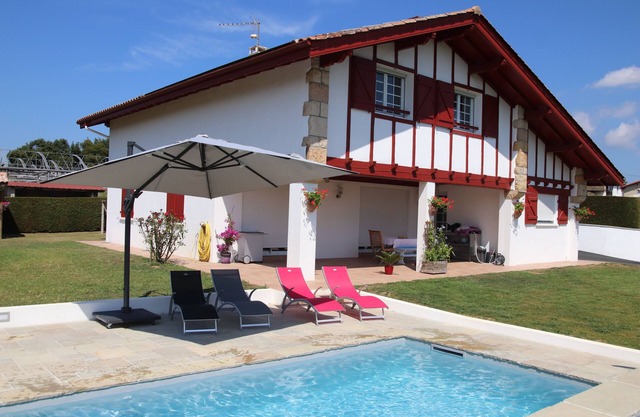 3* "Gîte Belharra" apartment