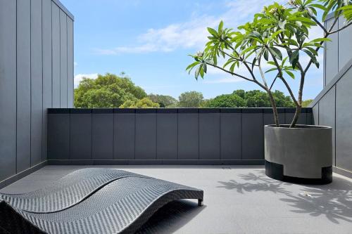 3 Levels Architect Home Near Airport Beach Sydney City FREE City Parking & Airport Pickup Available