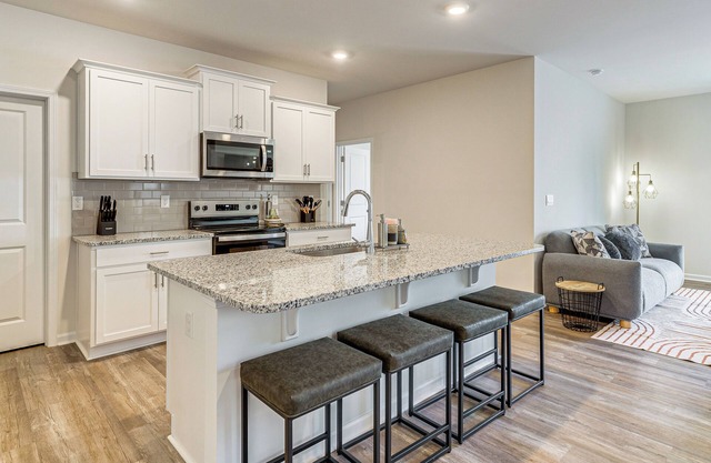 3 Mi to Lake Hickory: Family Home w/Fire Pit!