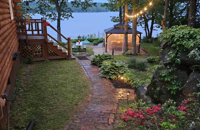3 Night FALL SPECIAL best time of year to be on the lake. Fri, Sat, Sunday,