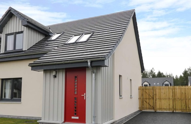 3 OSPREY DRIVE, with a garden in Boat Of Garten