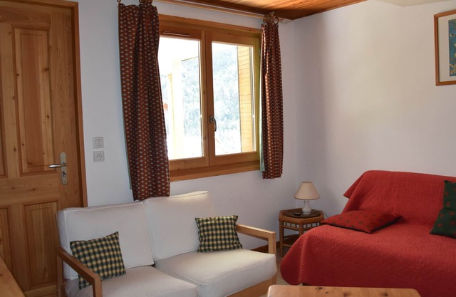 3-room apartment on ground floor, pets allowed