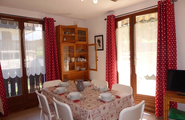 3-room apartment for 6 with parking in Les Houches