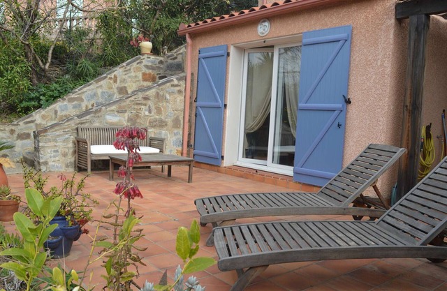 3-room house with garden, BBQ, pets allowed in Banyuls-sur-Mer