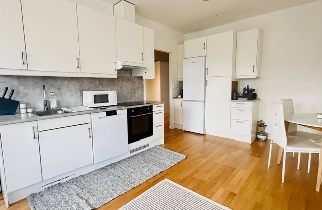 3 Rooms Cozy Apartment