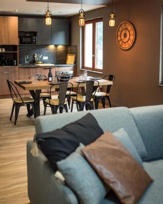 3 Vallées & epic cols 46 guest stay