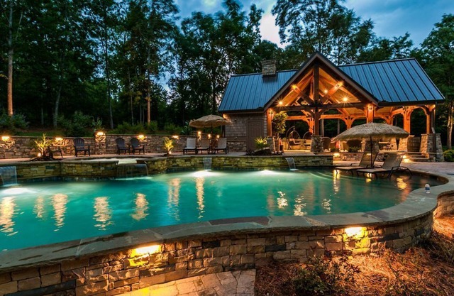 30% off, until 2026, Estate, Lake Front, Pool, Hot Tub, Boat, Dock, Fire pit.WOW