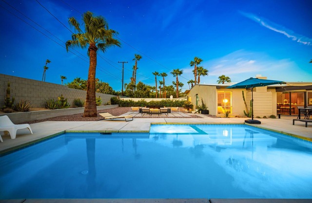 30+ Stay! Gorgeous Home W/Pool/Spa/Mtn Views