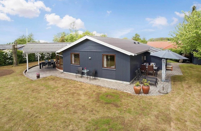 30533 Odder - Egevænget 12