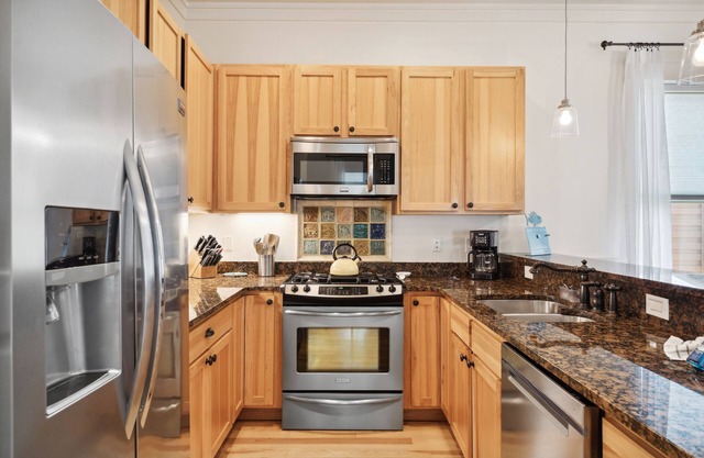 30A Beach House - Saltwater Cottage
