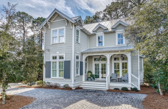 30A Rental w/ 2 Pools, 2 Master Suites, in Gated Community 'Hammocks Dream"!