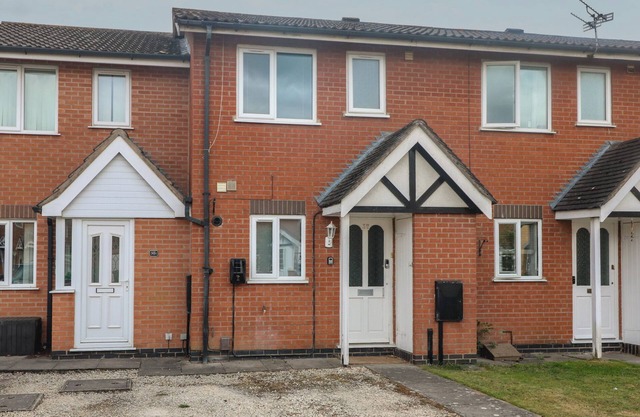 32 MOORLAND HOUSE, with a garden in Syston
