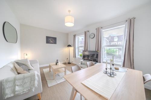 351B Fishponds Road