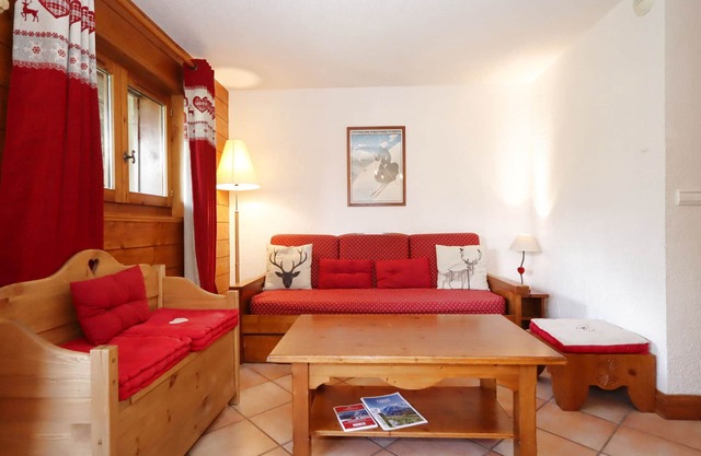 35sqm apartment near ski slopes, pool, pets allowed