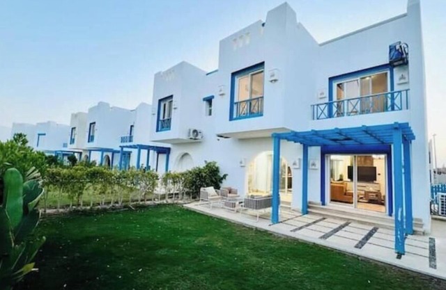 3bedroom villa mountain view
