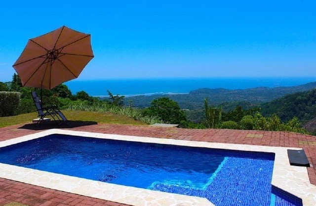 3BR, 2BATH, swimming pool, Ocean/Sunset view, A/C.