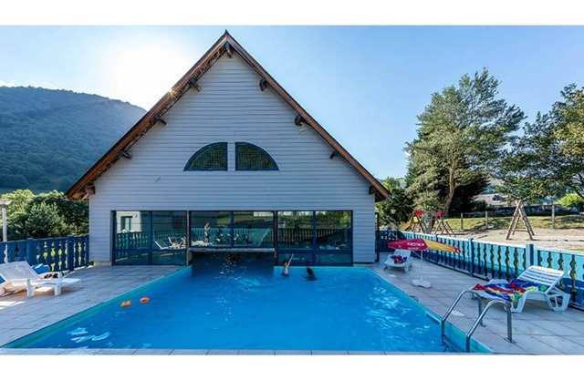 4/6 person apartment with pool