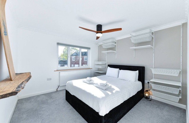 4 Bed House Near Nottingham