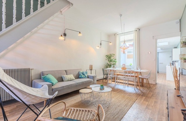 4 bedroom & 4 bathroom house near Parc Barbieux