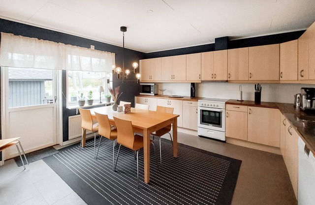 4 bedroom accommodation in Mellbystrand