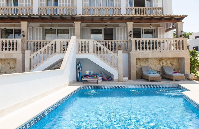 4 bedroom accommodation in Portocolom
