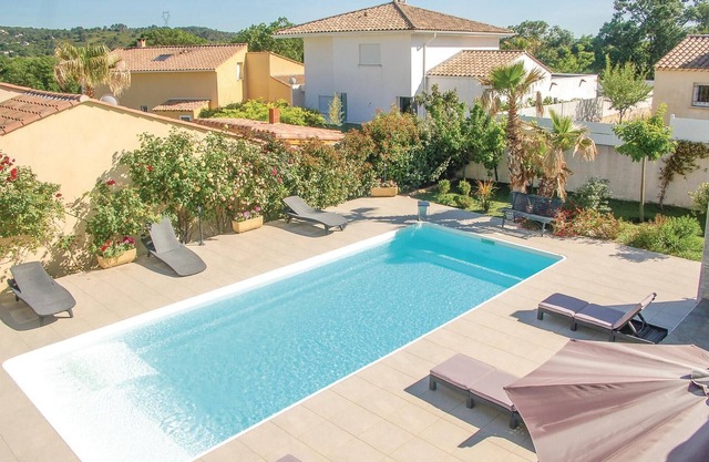 4 bedroom accommodation in Vailhauques
