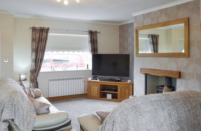 4 bedroom accommodation in Rhosybol, near Amlwch