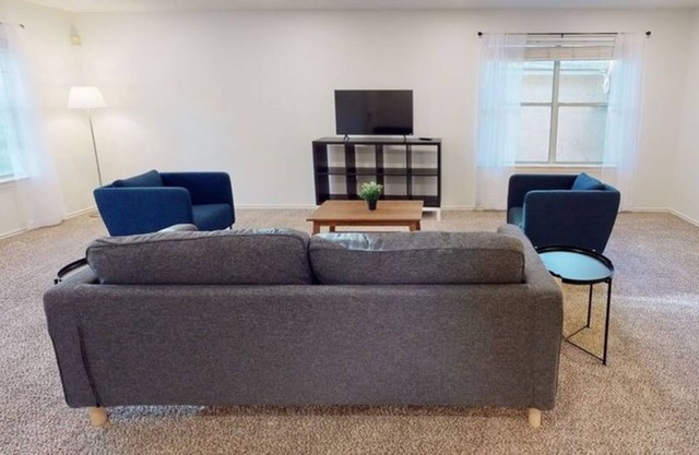 4 Bedroom Apartment 546177 by Houzlet