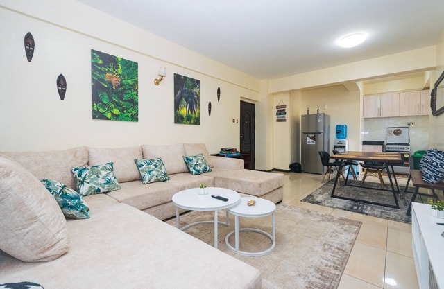 4 bedroom Apartment