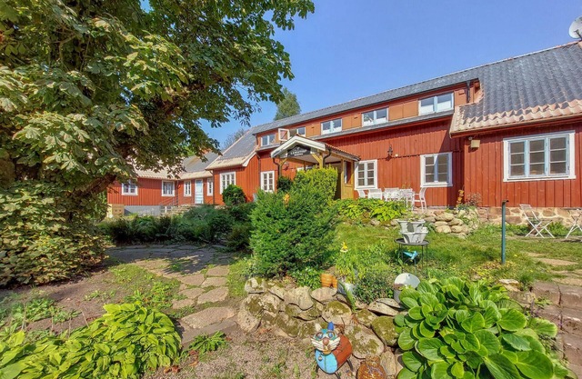 4 bedroom awesome apartment in Höör