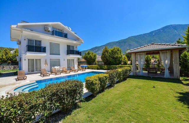 4 bedroom Panorama villas Villa F for rent ölüdeniz fethiye