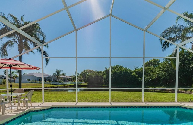 4 bedroom pool villa with great lakeview - bird lovers dream