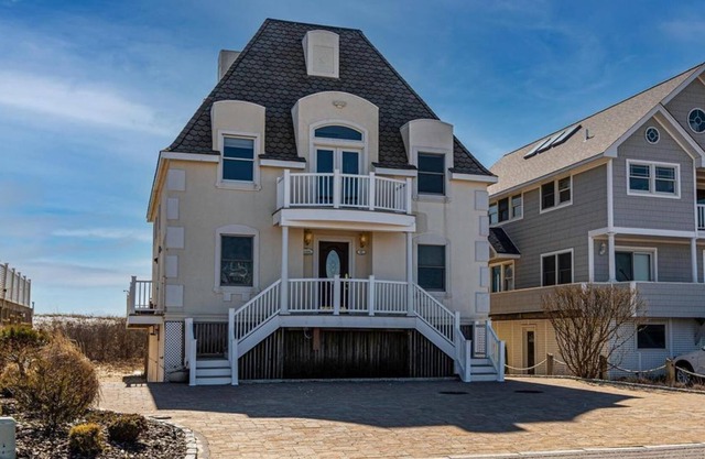 4 Bedroom Single family 264465 by Houzlet