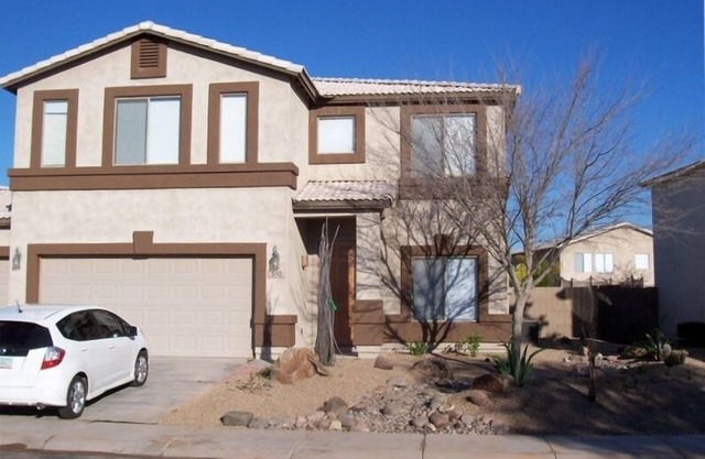 4 Bedroom Vacation Home in Johnson Ranch with Hot Tub