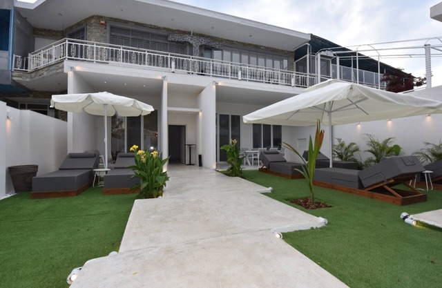 4 Elements Water Luxury Suites
