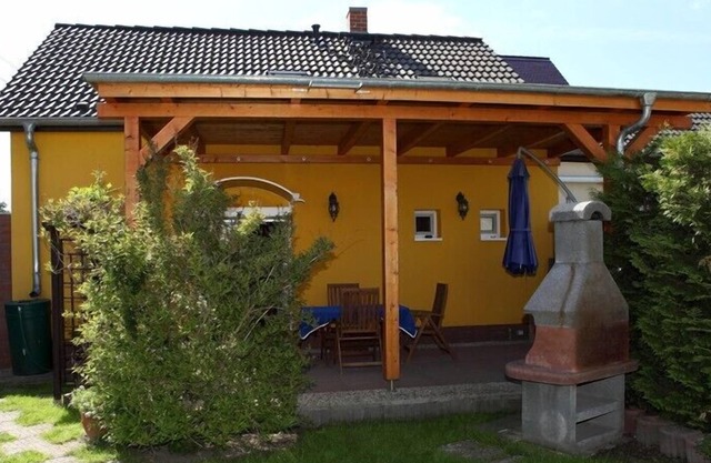 4**** holiday house, a few minutes to the center, located in a quiet site
